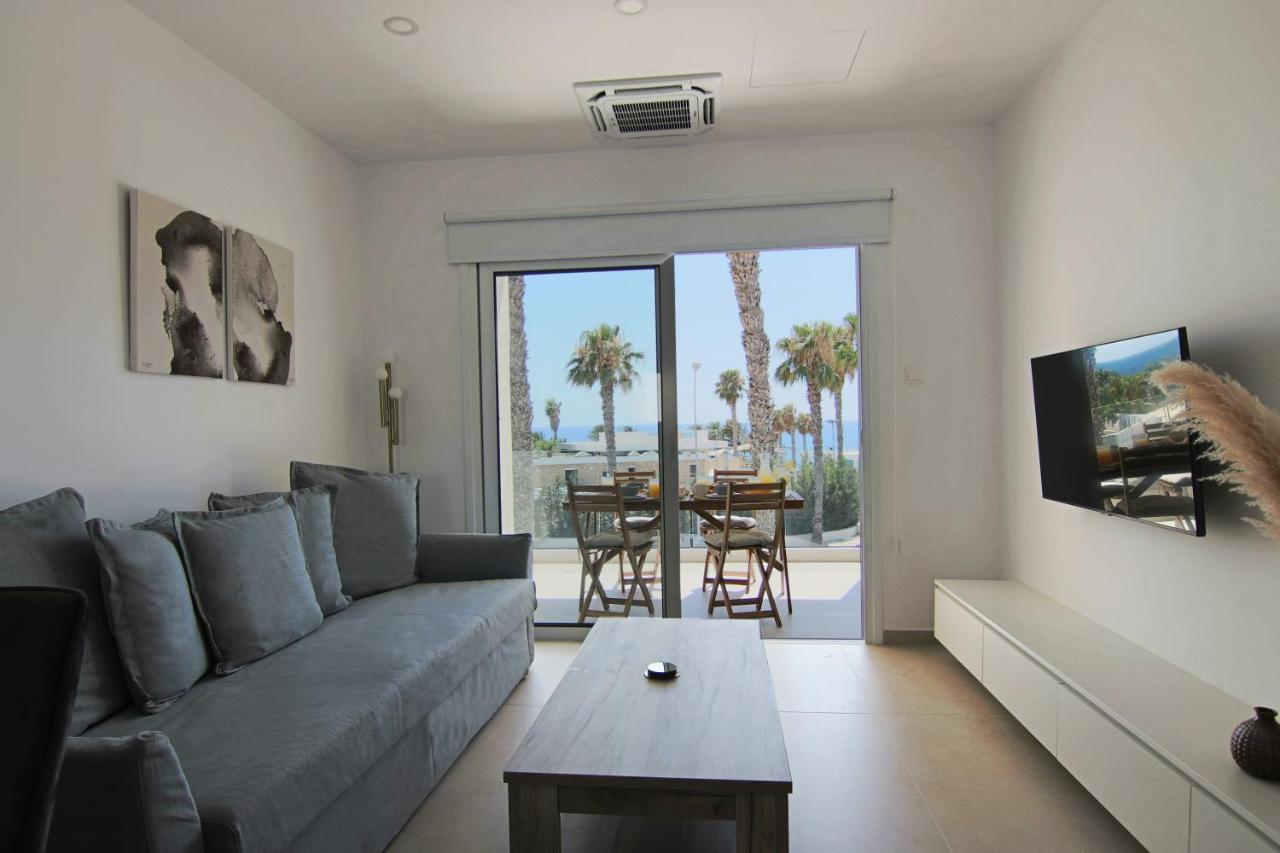 Phaedrus Living: Seaview Luxury Flat Limnaria 151 Apartment Paphos ภายนอก รูปภาพ