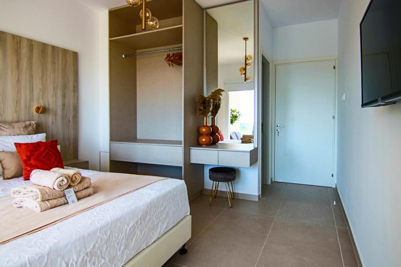 Phaedrus Living: Seaview Luxury Flat Limnaria 151 Apartment Paphos ภายนอก รูปภาพ